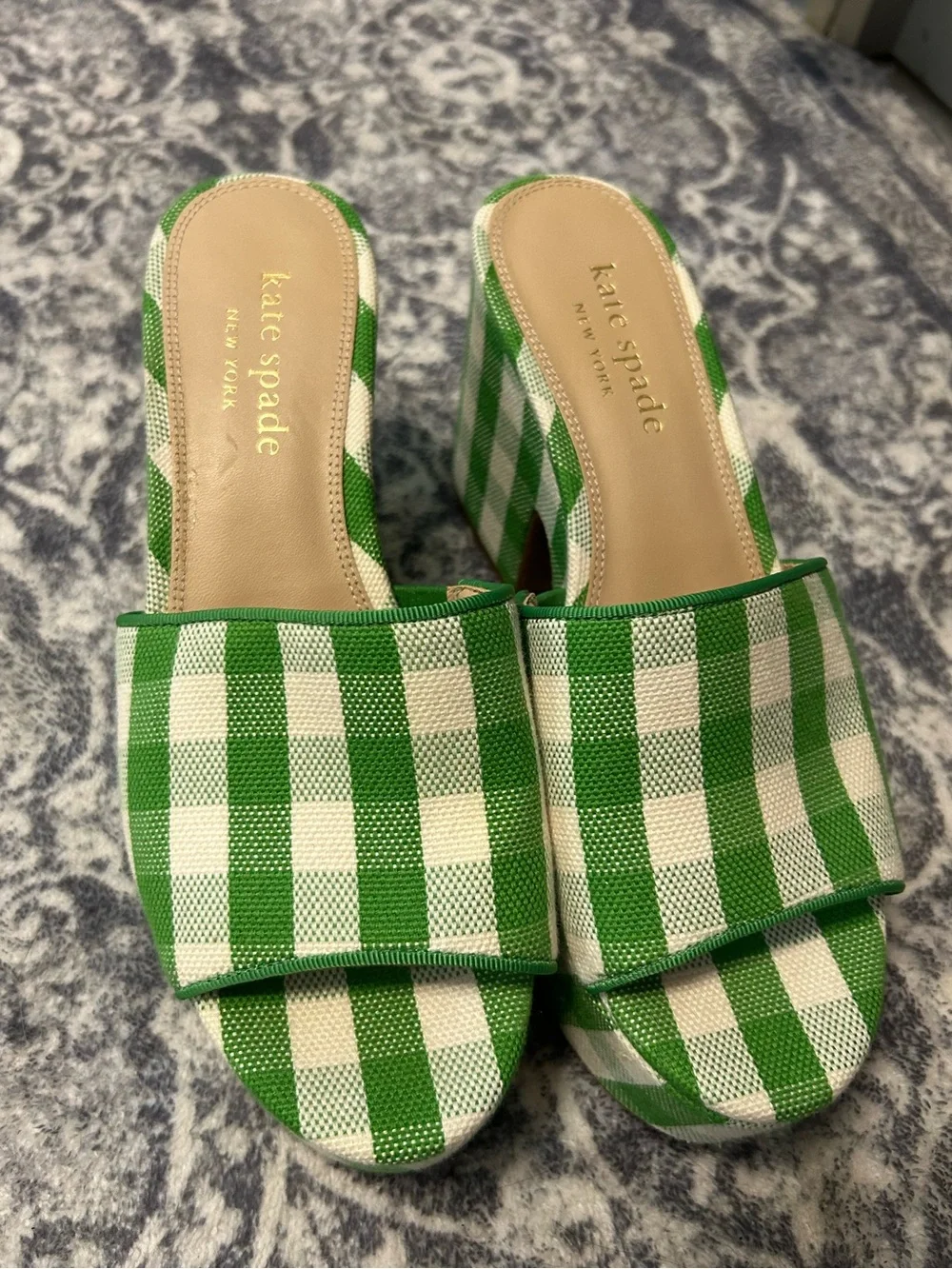 Kate Spade New York Ibiza green/white gingham Platform Sandals